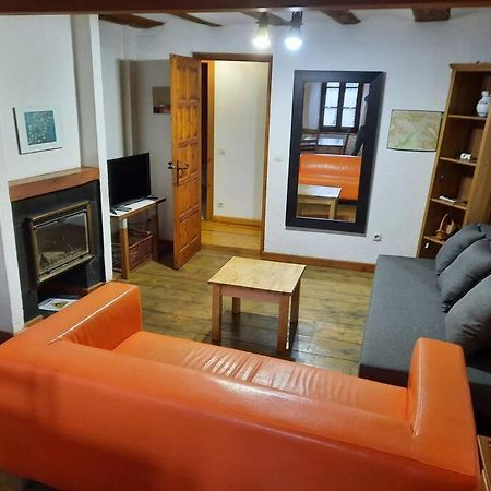 Apartamento Centro Benasque Bagian luar foto