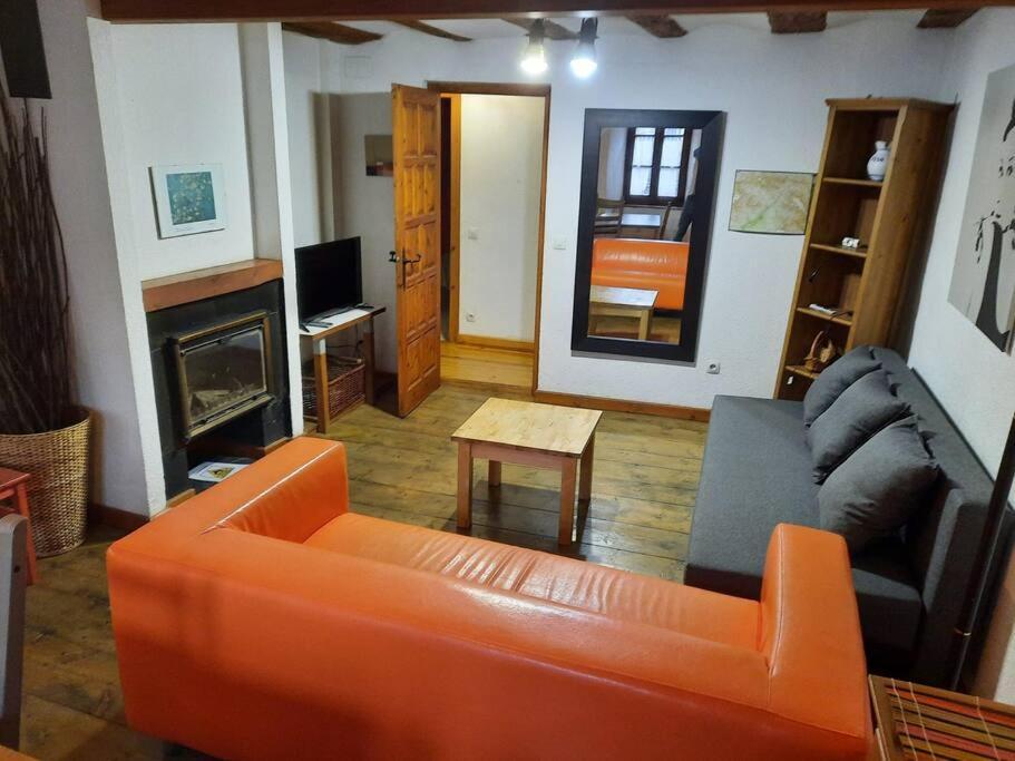 Apartamento Centro Benasque Bagian luar foto