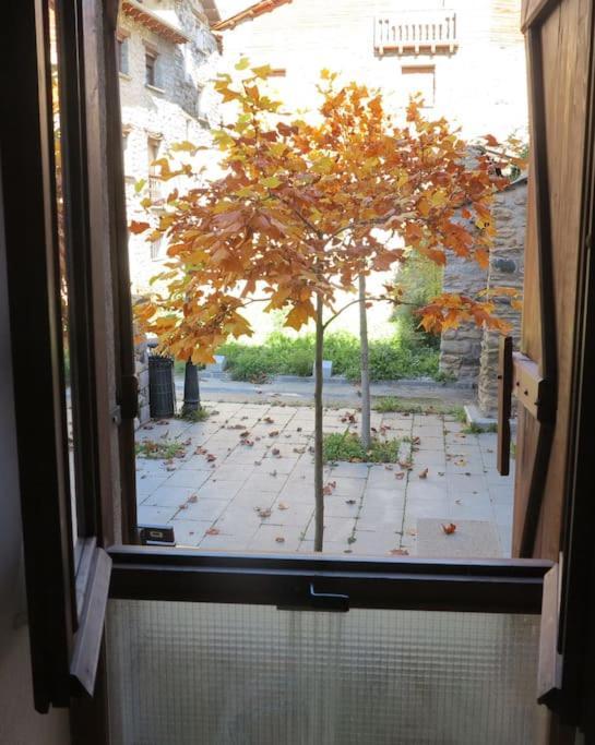 Apartamento Centro Benasque Bagian luar foto