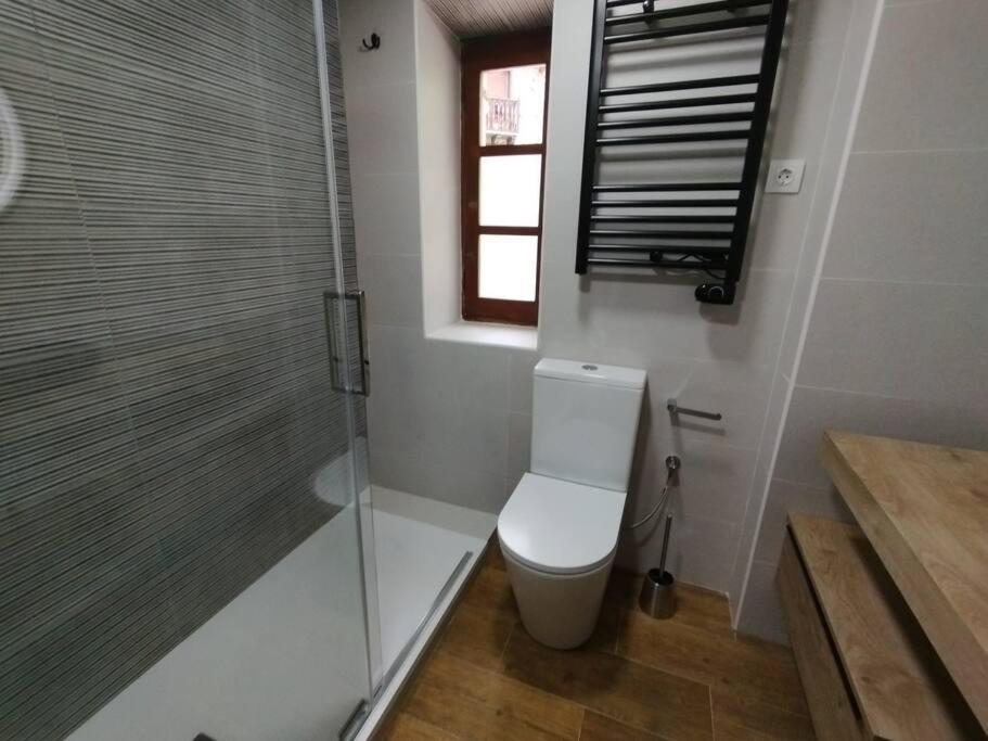 Apartamento Centro Benasque Bagian luar foto